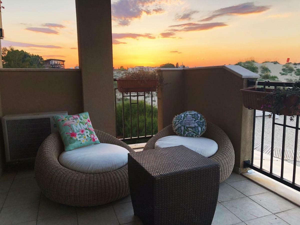 Boutique Studio At Oasis Vip Club Apartment ซันนีบีช ภายนอก รูปภาพ